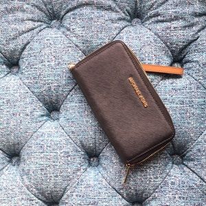 Michael Kors wallet